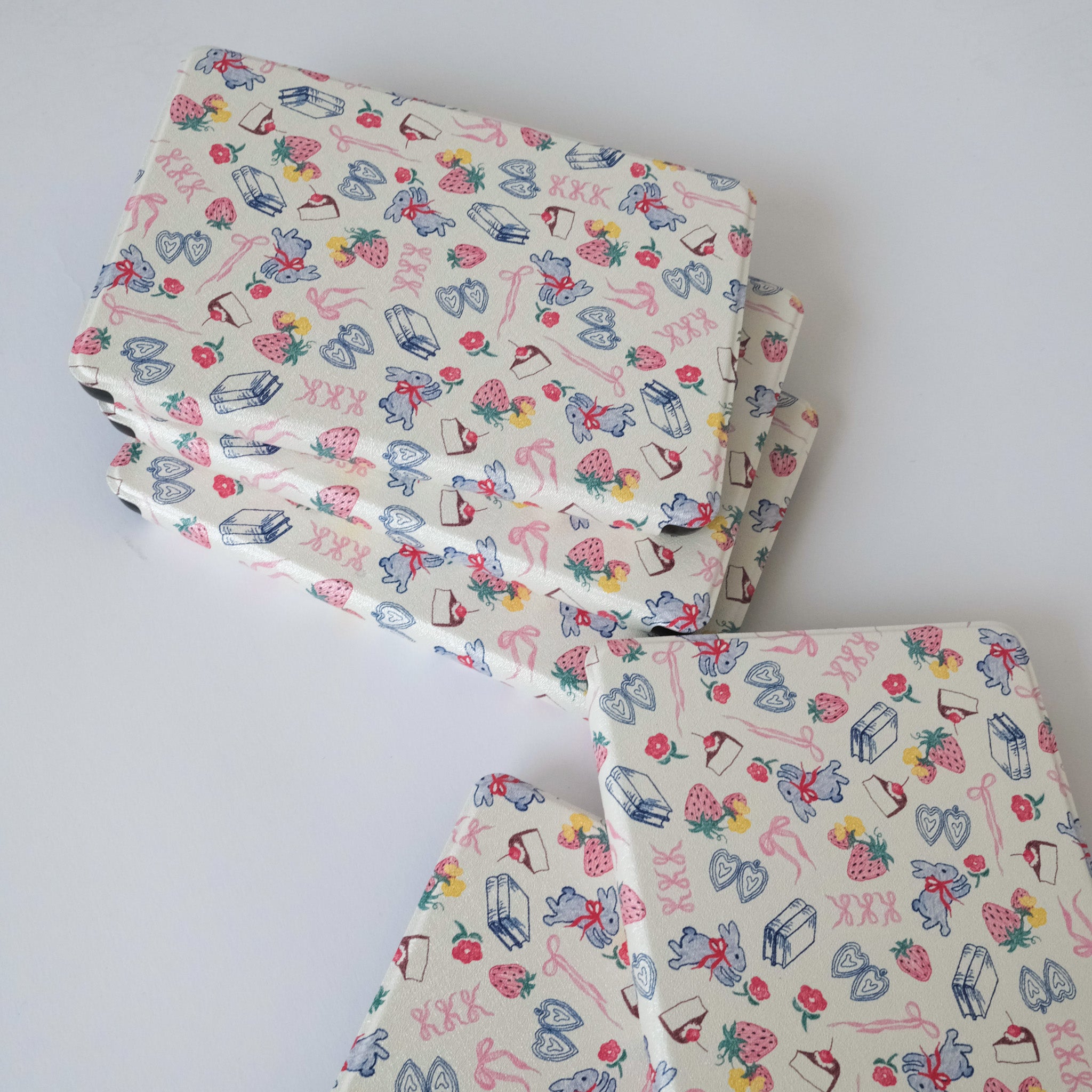 Coquette Kindle Case